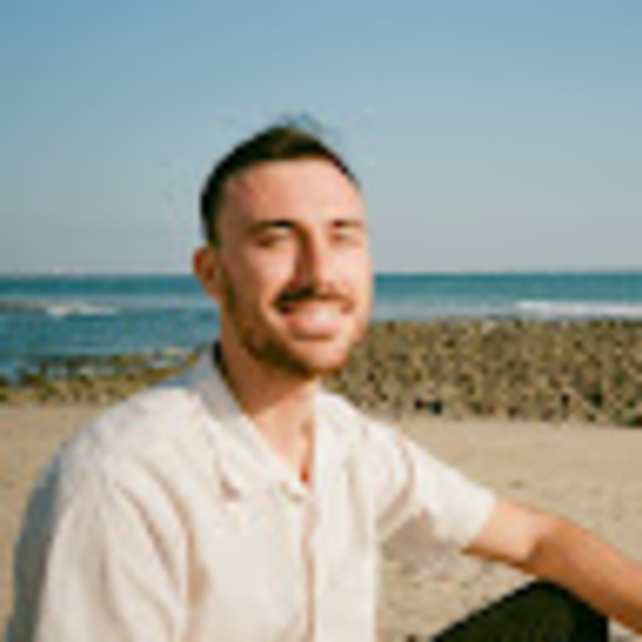 Meet your Posher, Scott - Picture 1 of 1